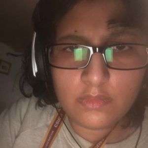 Meet your Posher, Camila